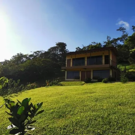 Monteluna Studios Monteverde