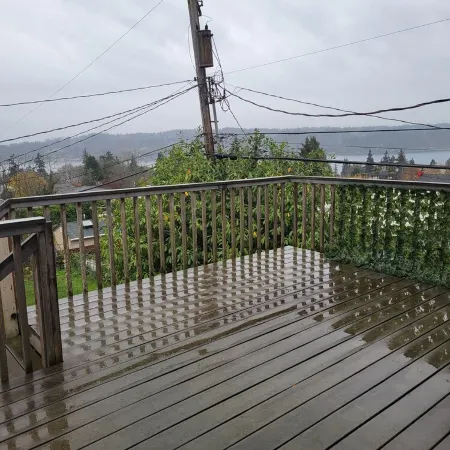 Charming 2-bedroom water view house, WiFi in nice Bremerton