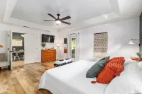 Relaxing 4Br & 2BA on Quiet 2 Acres • Fenced Backyard • Game Room • 7 mi to Wec Hotels near Spruce Creek Preserve Guard