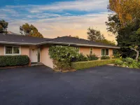 East Valley Manor by Avantstay Minutes to the Beach Hotels in Montecito