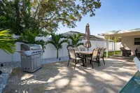 Heated Pool Hot Tub Clearwater & Dunedin Pet Friendly Hotels near Tillys