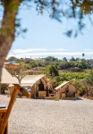 Oasis Surfcamp Hotels in Estômbar