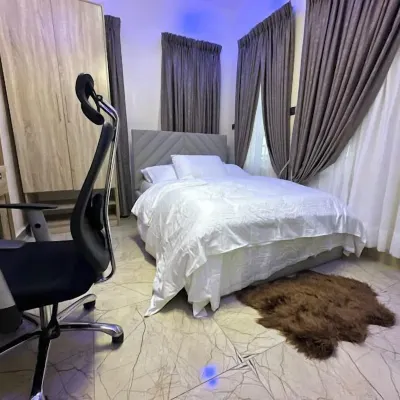 Elconia Apartments Hotels near Nnamdi Azikiwe International Airport Terminal