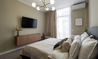 Contemporary Aparthotel 2-BR Flats Near Old Town, Quiet & Serene