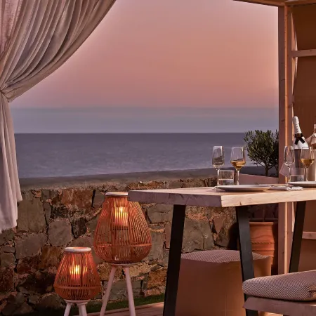 Volcano Luxury Suites Milos - Adults Only