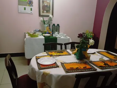 Sheevy"s Bed N Breakfast