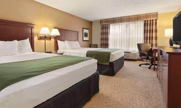 Country Inn & Suites by Radisson, Stevens Point, WI