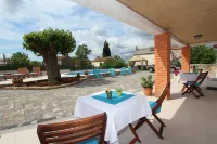 Apartments Midea 2 Hotels in Bale