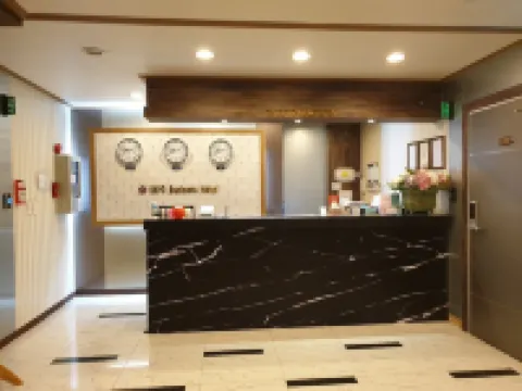 Okpo Business Hotel