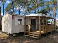 Bungalow 4-6 personnes Dunes de Contis Hotels in Saint-Julien-en-Born