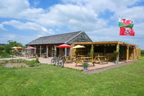 Arcadia Safari Tent in Private 5 Acre Field Hotel di Barton