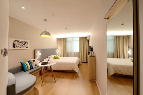 Apartment 24, Hotell Hotels in Skarholmen