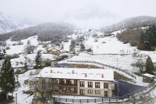 Apartamentos Los Picos de Europa Hotel di Province of Cantabria