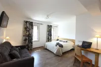 Logis Hotel le Nouvel Hotels in Upie