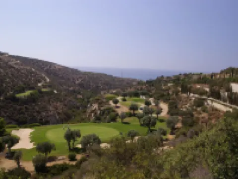 Villa Lara - 11, Spacious Villa with Large Garden and Private Pool on Aphrodite Hills Hotel di Kouklia