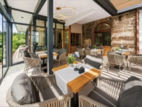 Hotel Donaublick Hotels in Scheer