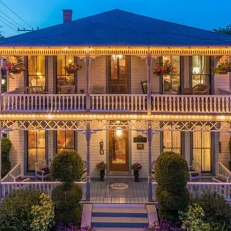 Carriage Way Inn Bed & Breakfast Adults Only - 21 Years Old and up