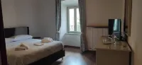 Bergamo Rooms Parco dei Colli Hotels in Torre Boldone