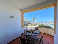 Vilamoura Marina Duplex by Homing Hotels in Quarteira