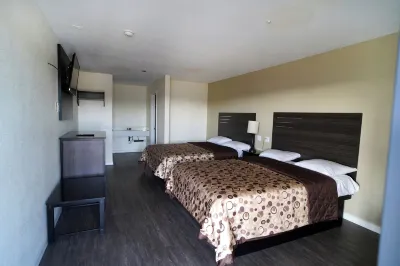 Airport Stay Motel Hotel dekat George M Gibson Senior Center