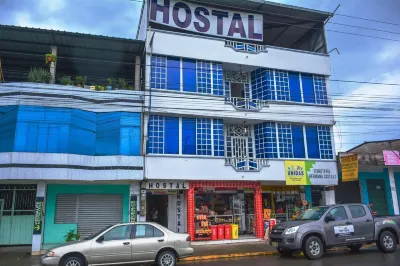 Hostal Amazónico Bello Amanecer Hotels in 