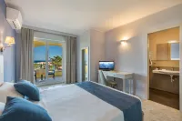 Hotel Rosa dei Venti Hotels in Lu Bagnu