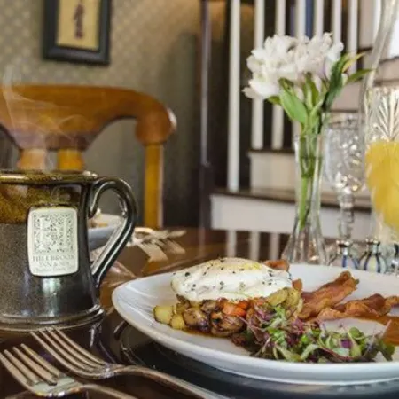 Hillbrook Inn