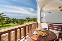 Konstantinos - View biển