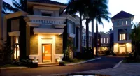 The Acacia Hotel Anyer Hotels in Karang Suraga