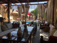 Nile Compound - parking