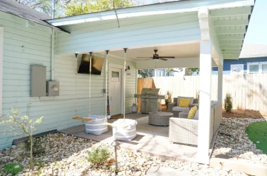 Downtown Gem Near Campus