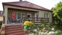 Ferienhaus Oma Inge Zwischen Goitzsche und Muldestausee Haustierfreundlich !