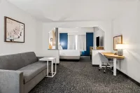 Spark by Hilton Merrillville Hotels in Hobart