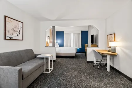 Spark by Hilton Merrillville
