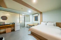 Guri C Boutique Hotel