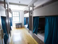 Nice Way Porto Hostel