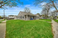 Charming Outdoor Spaces and Spacious Corner Lot - Stunning Oasis