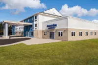 AmericInn by Wyndham Dodgeville Hotel a Brigham