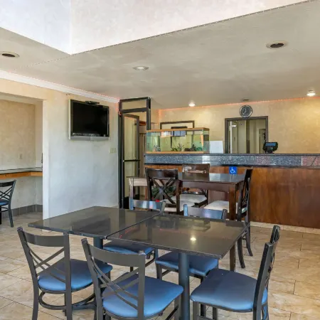 Econo Lodge Moreno Valley