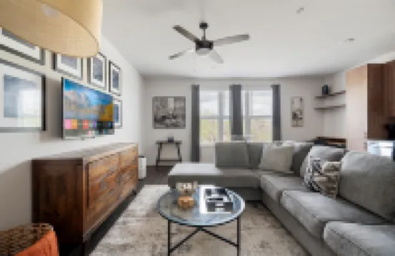 Stylish Amenities and Modern Comfort - Luxurious Dallas Haven