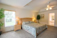Luxury 4Br Pool Home with Jacuzzi- Inverness - Wifi