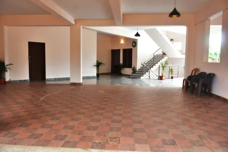 Hotel Airavata Отели в г. Мекери