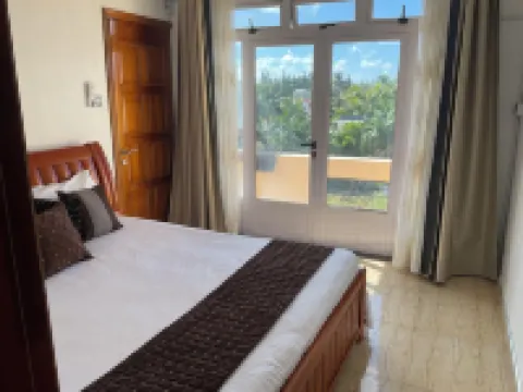 ブルー ベイ ホリデイ リゾート ブルー・ベイ・マリーン・パーク周辺のホテル