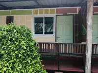 Nang Phraya Resort Hotel di Uthai Thani