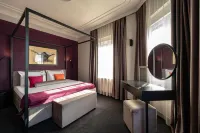 ArtLoft Garni Hotel Hotels near Mediana