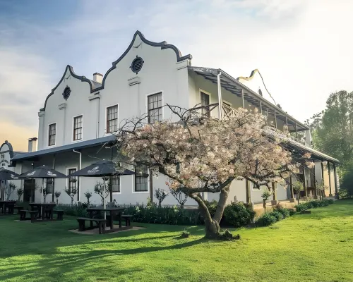 The Nottingham Road Hotel Hotel di Howick