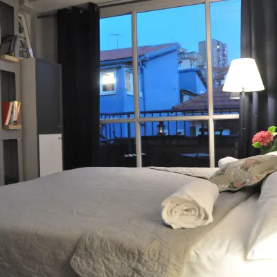 Quartier Bilbao Hostel Casco Viejo โรงแรมใกล้Euskalduna Conference Centre