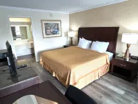 Relax Inn Perry National Fairgrounds Area I-75