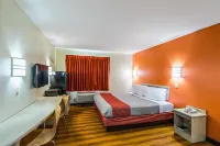 Motel 6 Urbana, IL Hotels in Cunningham Township
