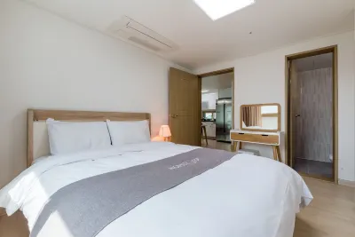 Home Fourest Residence Hotel Okpo Hotel in zona Hakdong Mongdol Beach